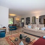 Uzes - Climatisation, Piscine Et Petanque Villa