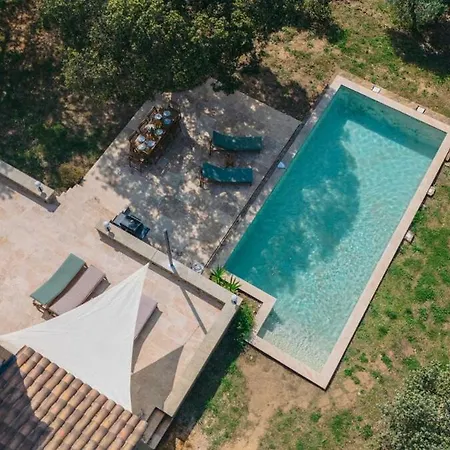 빌라 Uzes - Climatisation, Piscine Et Petanque *