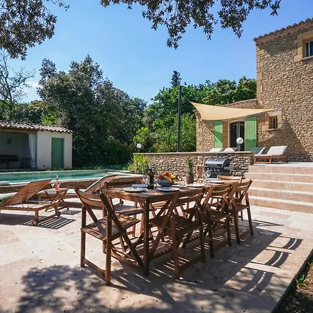 Climatisee, Piscine Et Terrain De Petanque Vallabrix