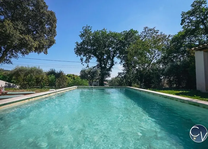 Uzes - Climatisation, Piscine Et Petanque Vila *