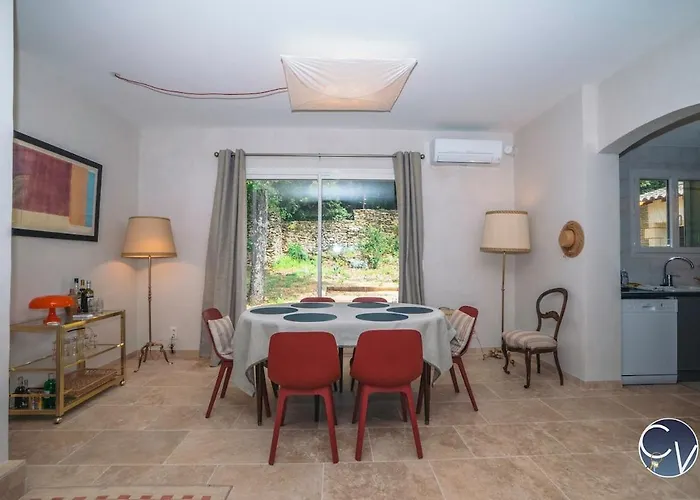 Villa Uzes - Climatisation, Piscine Et Petanque